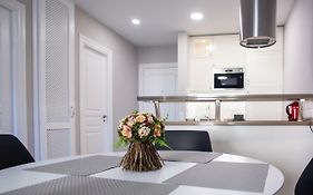 Beachfront Apartment In Fuengirola New