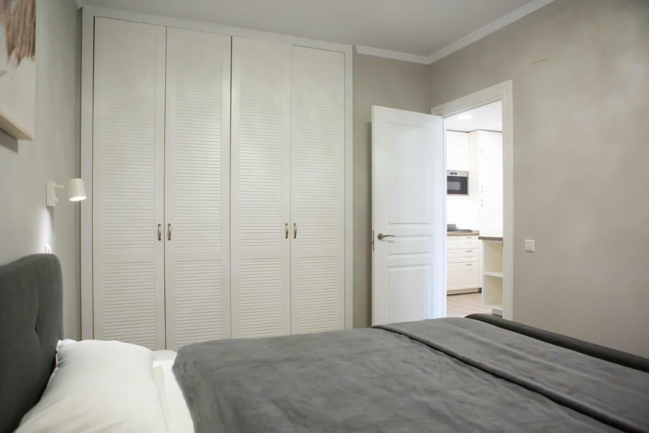 Beachfront Apartment In Fuengirola New Exteriör bild
