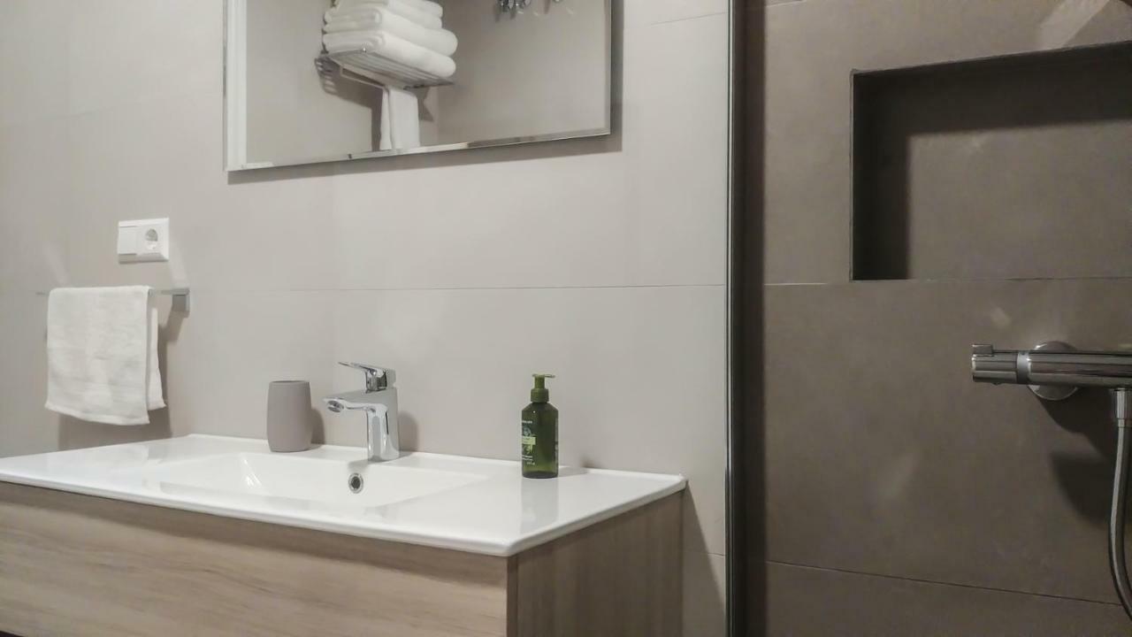 Beachfront Apartment In Fuengirola New Exteriör bild