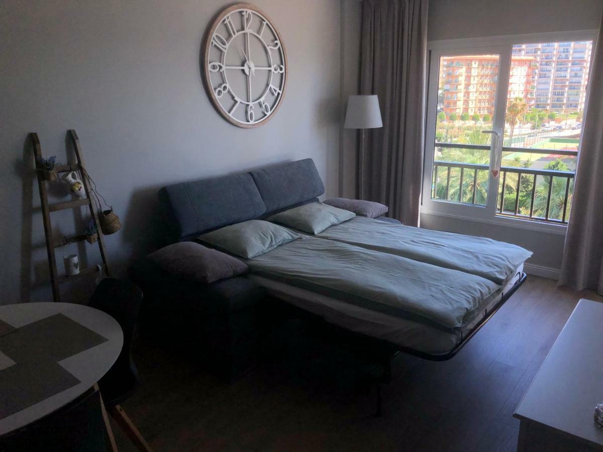 Beachfront Apartment In Fuengirola New Exteriör bild